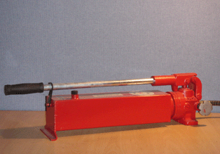 HYDRAULIC HAND PUMPS